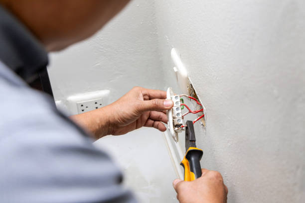 Best Licensed Electrician  in Bluefield, VA